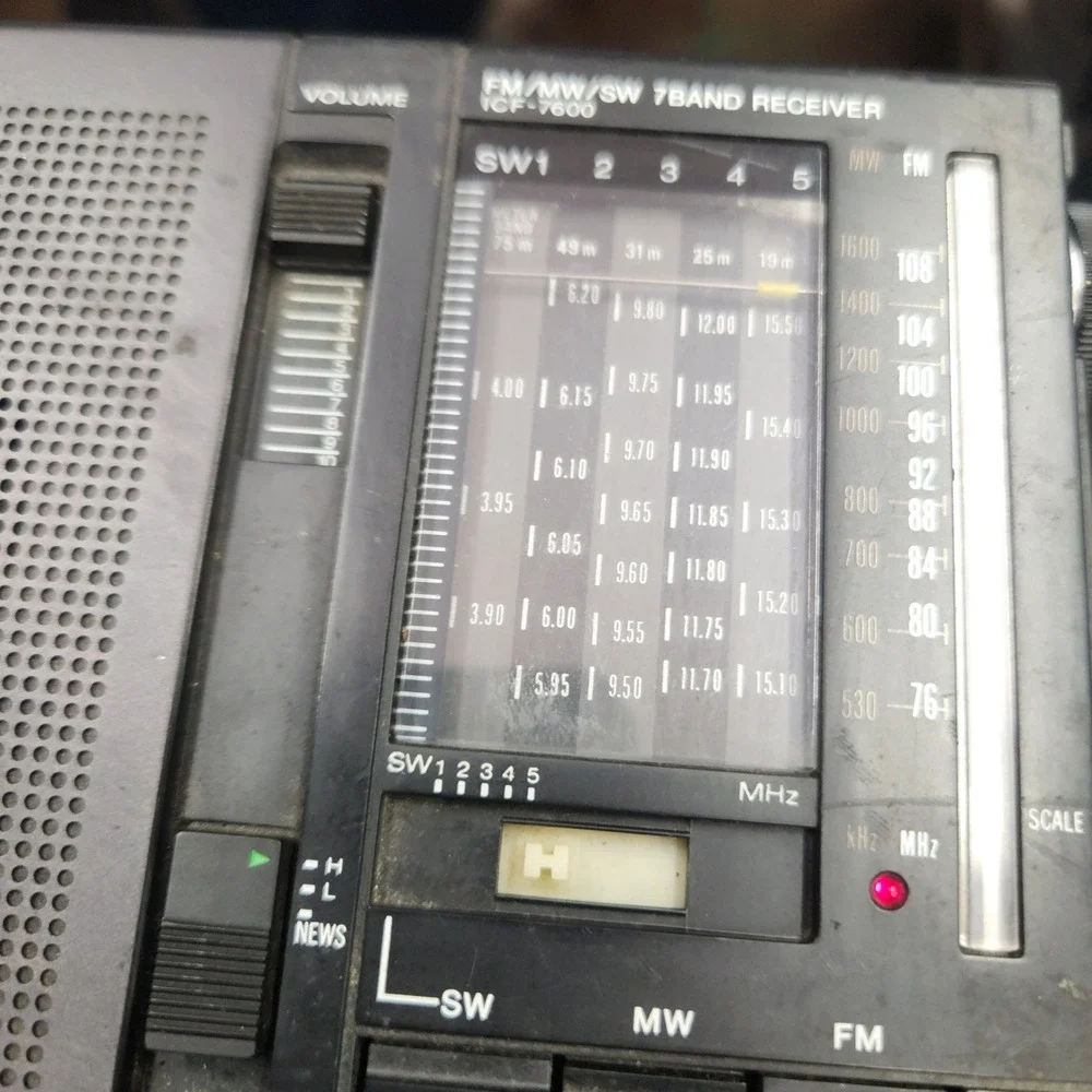 Vintage Sony ICF-7600 FM MW SW 7 Band Portable Radio Tested Read